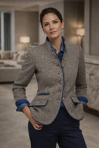 Janiece - Dames Blazer met Contrasterende Blauwe Bies en Opstaande Kraag