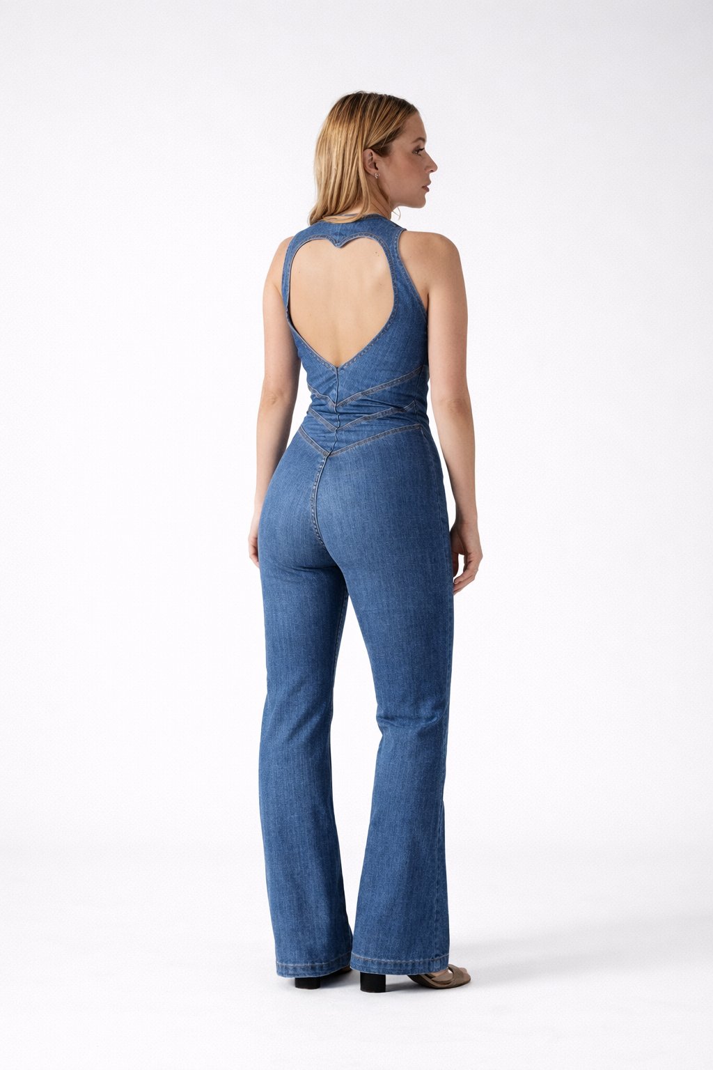 Lenna - Modieuze Vrouwen Jumpsuit met Wijd Uitlopende Pijpen en Oranje Stiksel