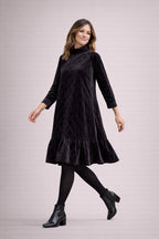 Lera - Dames Jurk met Diamant Quilt en Ruches