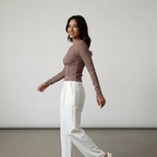 Elinore - Dames Top met Unieke Naaddetails en Lange Mouwen