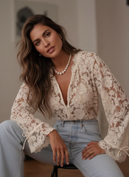 V-hals bloemenkant | Blouse | Dames | Seraphina