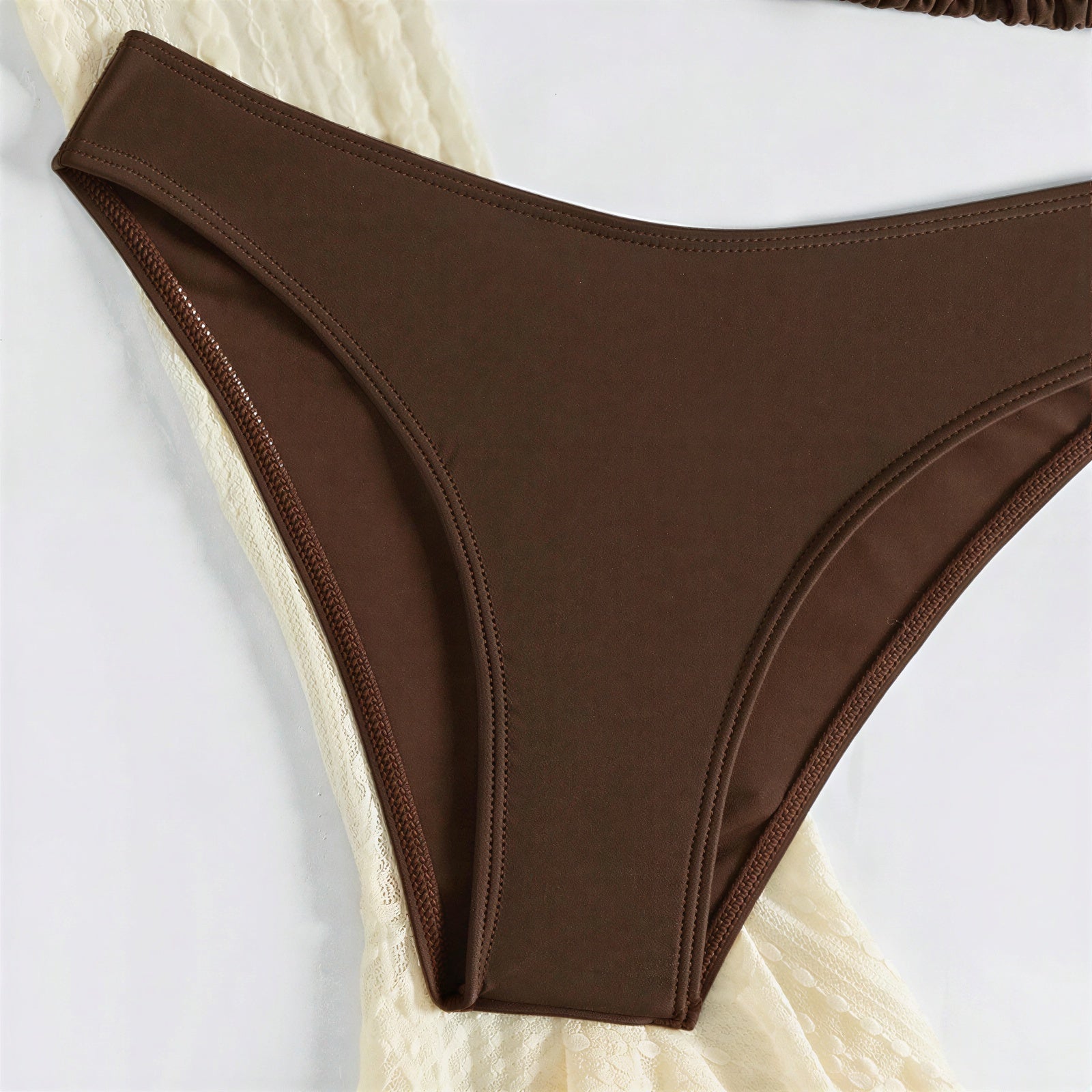Esther - Dames Zwemkleding Set met Ruches en Doorschijnende Klokmouwhoes