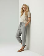 Meera - Dames knopdetail aan zoom Broek