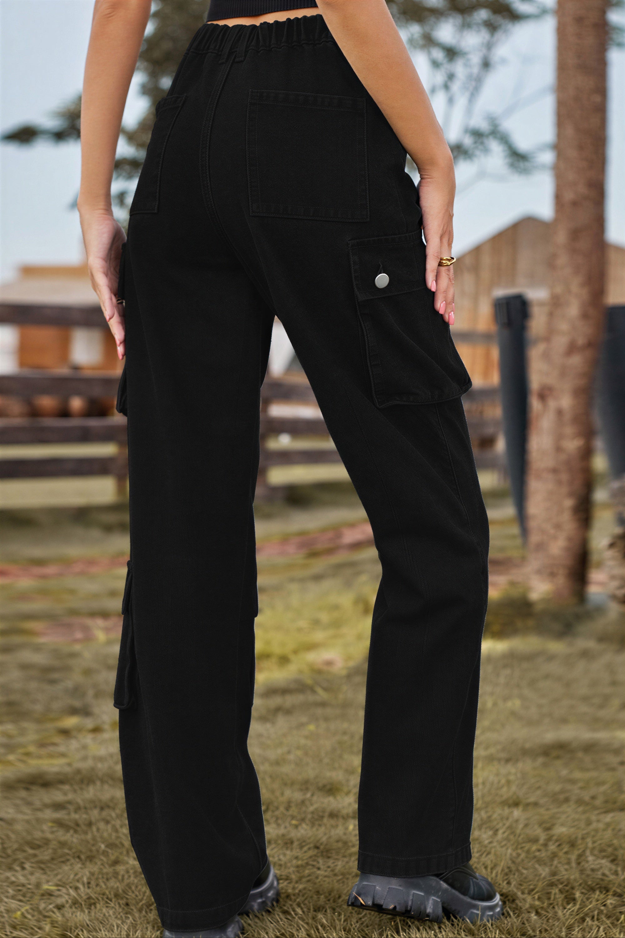 Carrie - Young adults and fashion-conscious individuals Multiple cargo pockets and corduroy texture Cargo Pants
