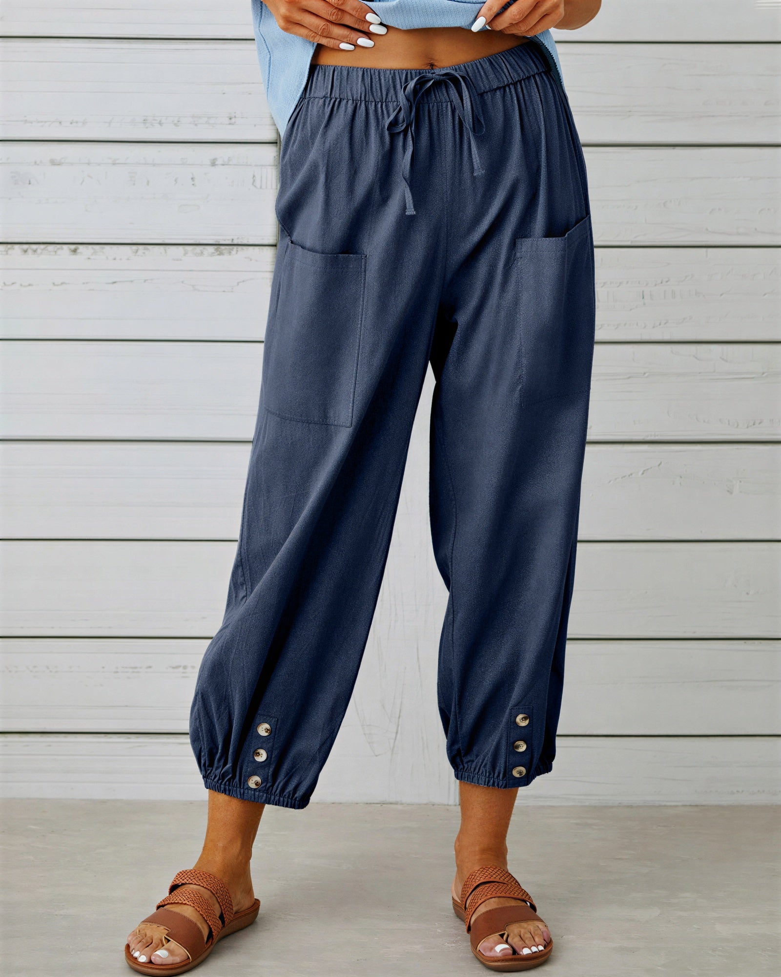Meera - Dames knopdetail aan zoom Broek