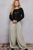 Makena - Vrouwen kantdetails en getextureerde stof Top