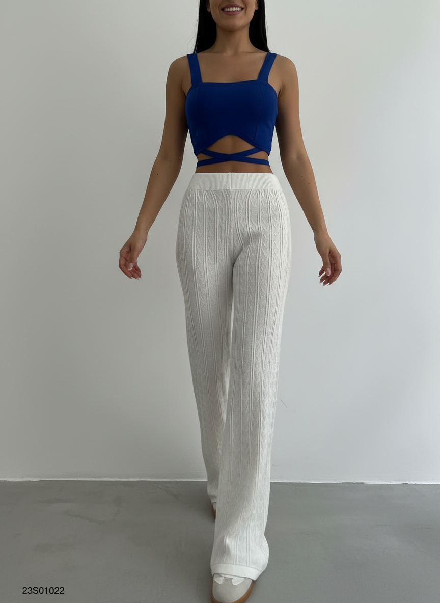 Kathy - Women Textured knit pattern Pants