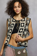 Jana - Jongvolwassenen & modebewuste Crochet breisel met kralennek Vest