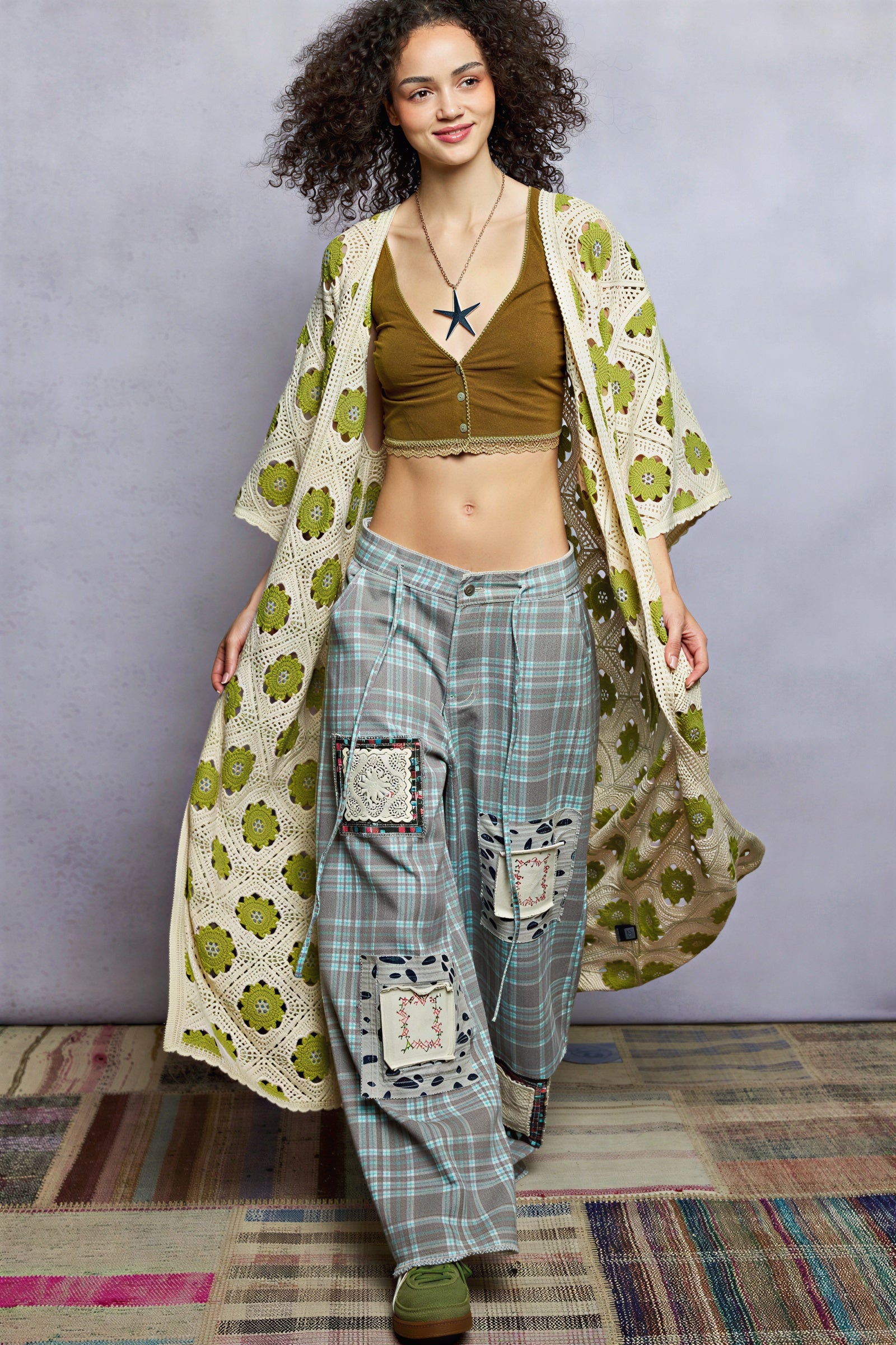 Kit - Bohemien stijl voor vrouwen met bloemcrochet duster