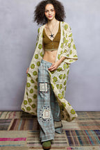 Kit - Bohemien stijl voor vrouwen met bloemcrochet duster