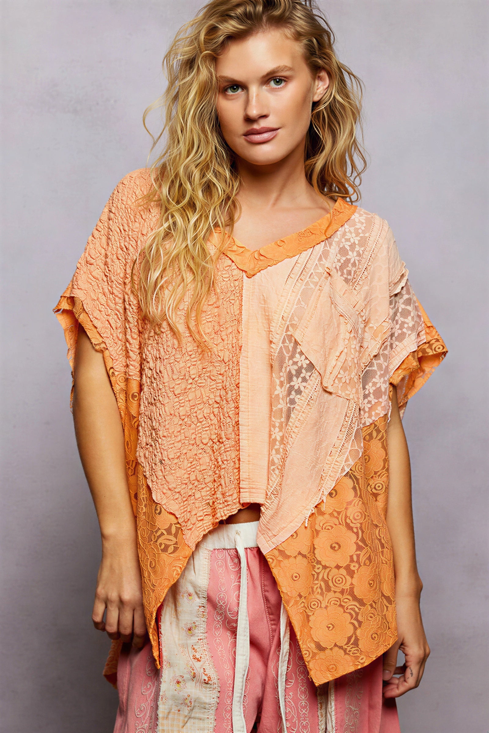 Elvia - Vrouwen Patchworkontwerp met kant Tuniek