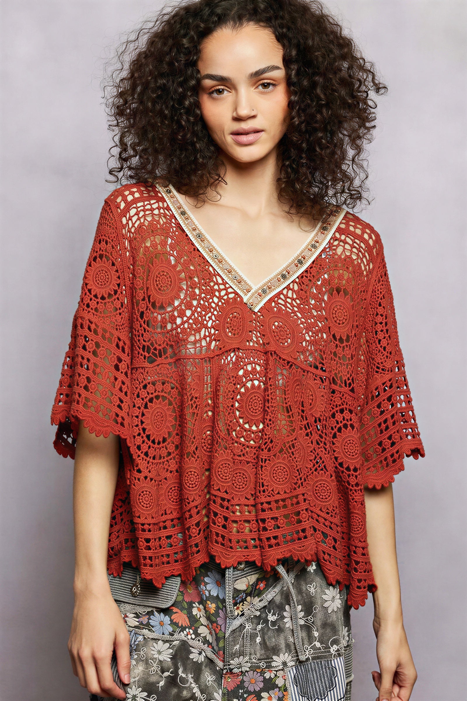 Tarsha - Vrouwen Intricate crochet knit met kralenrand Top