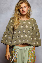 Madonna - Jonge vrouwen Crochet bloemenpatroon met gegolfde zoom Cropped Sweater
