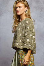 Madonna - Jonge vrouwen Crochet bloemenpatroon met gegolfde zoom Cropped Sweater