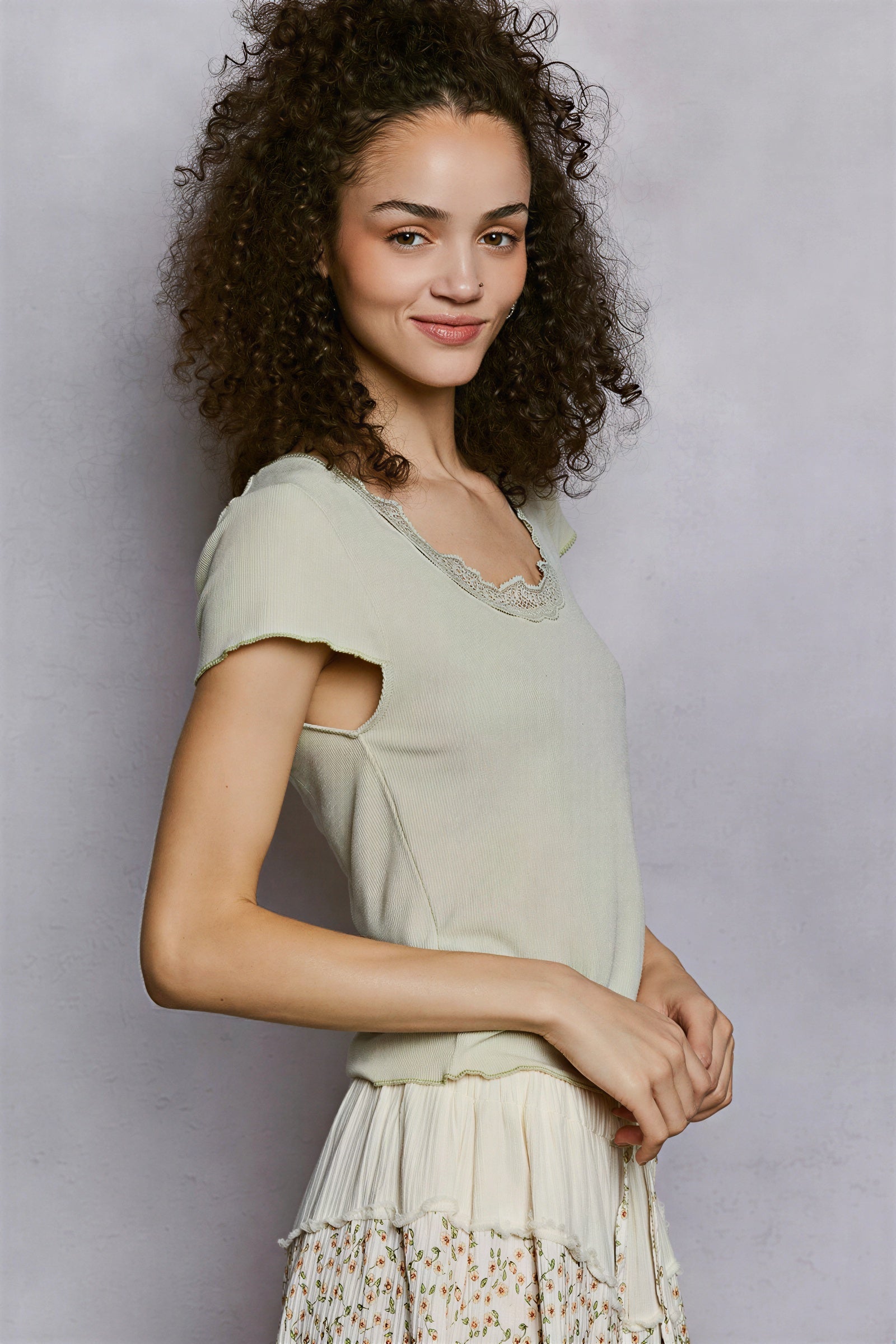 Rianna - Jonge vrouwen en tieners kant rand halslijn T-Shirt