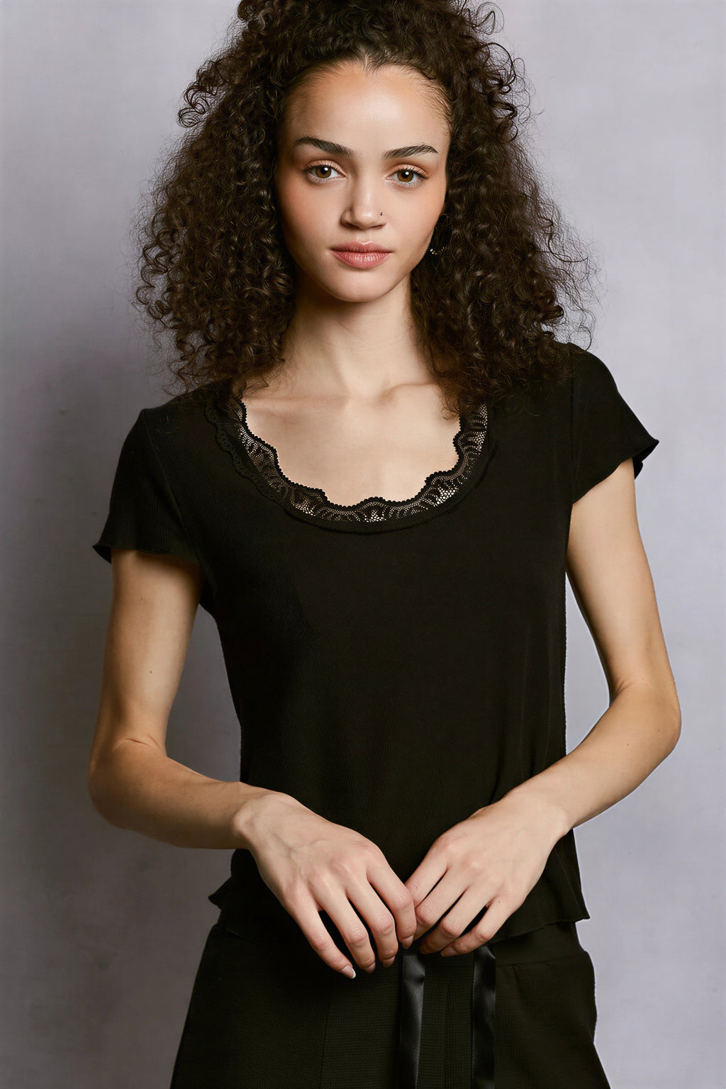 Tamar - Women Lace trim neckline T-shirt
