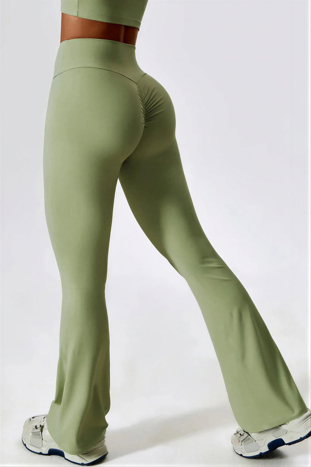 Clarissa - actieve vrouwen vierkante halslijn crop top met flare leggings set