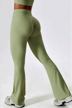Clarissa - actieve vrouwen vierkante halslijn crop top met flare leggings set