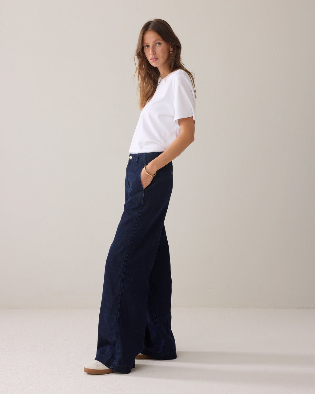 Felisa - Vrouwen Wijdvallend Silhouet Jeans en T-shirt Set