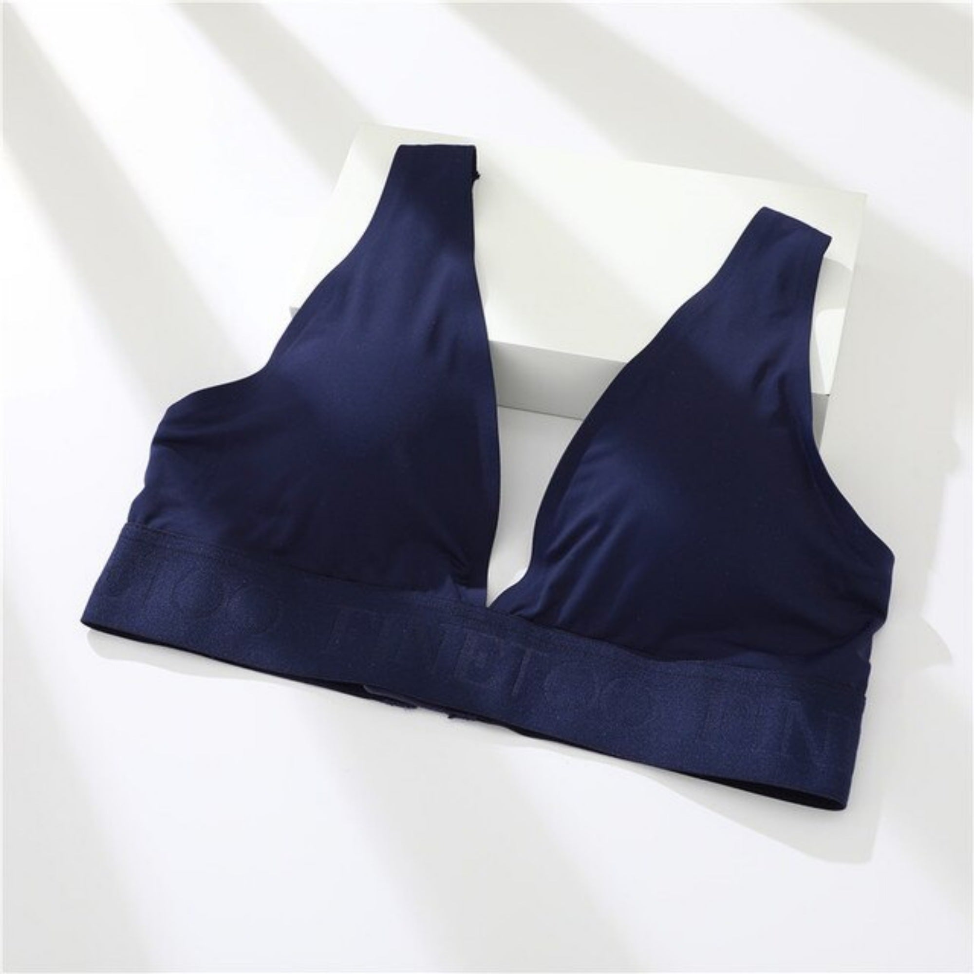Sueann - Dames Deep V-neck design met rugsluiting Bralette