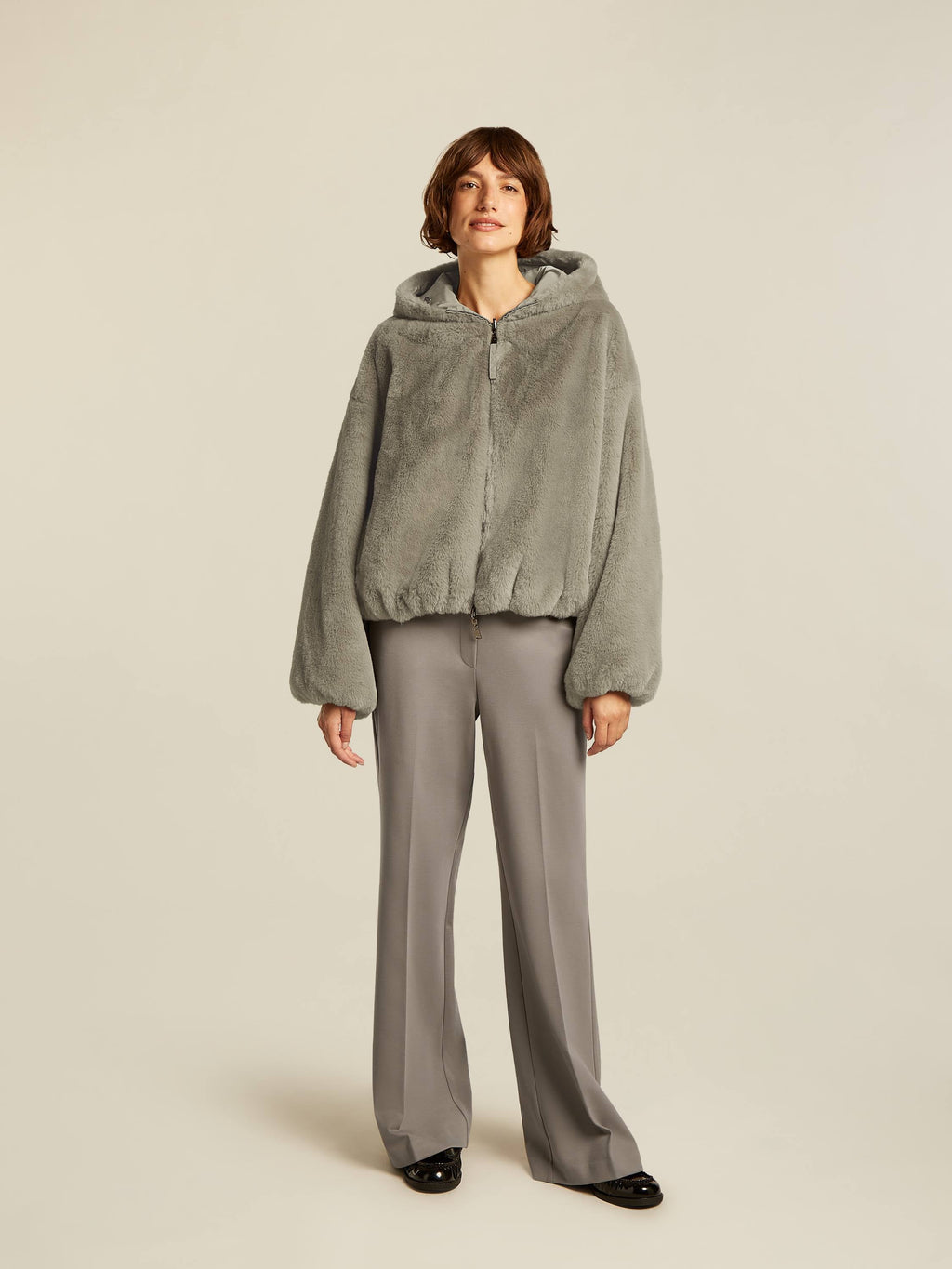 Laya - Vrouwen Oversized Capuchon Faux Fur Jas